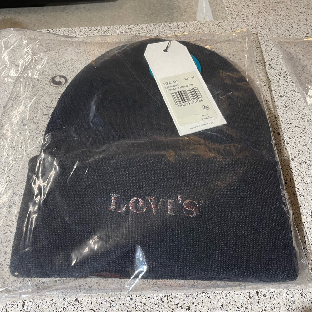 Black Levi Hat